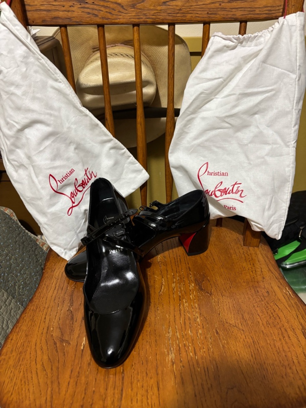 Christian Louboutin Black Patent Mary Jane Pumps with Red Sole - Picture 6 of 7